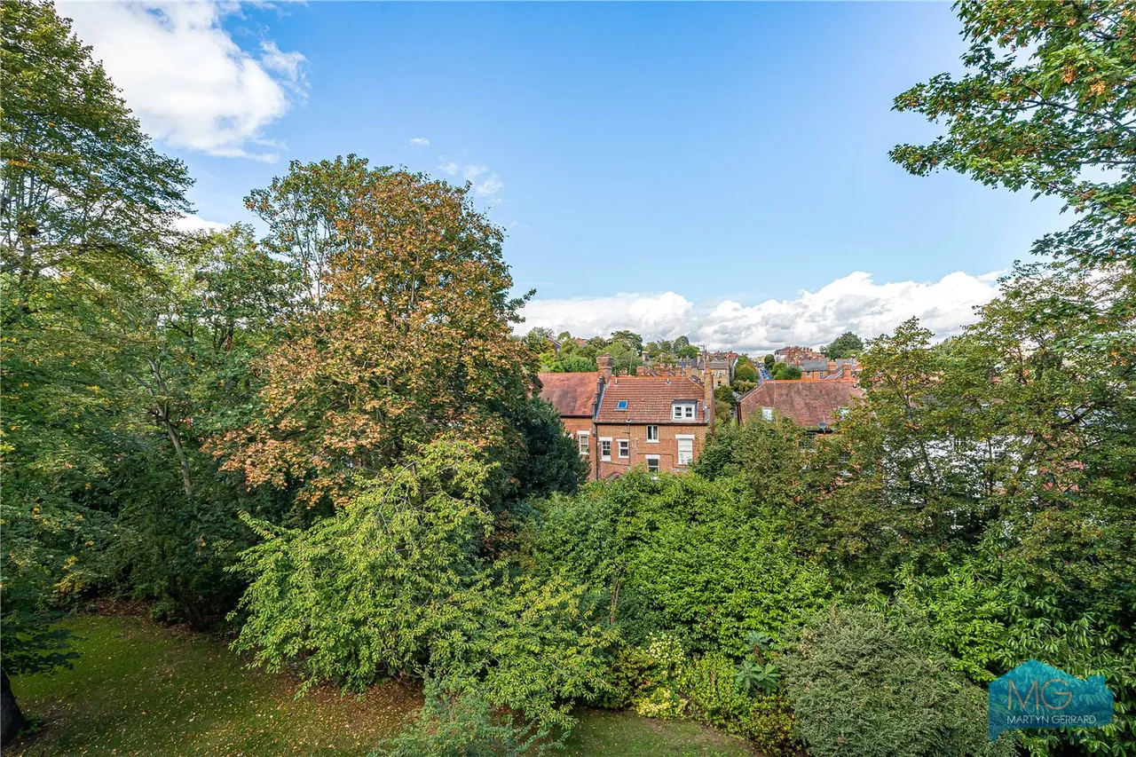 Crescent Road, Crouch End, N8, photo 17