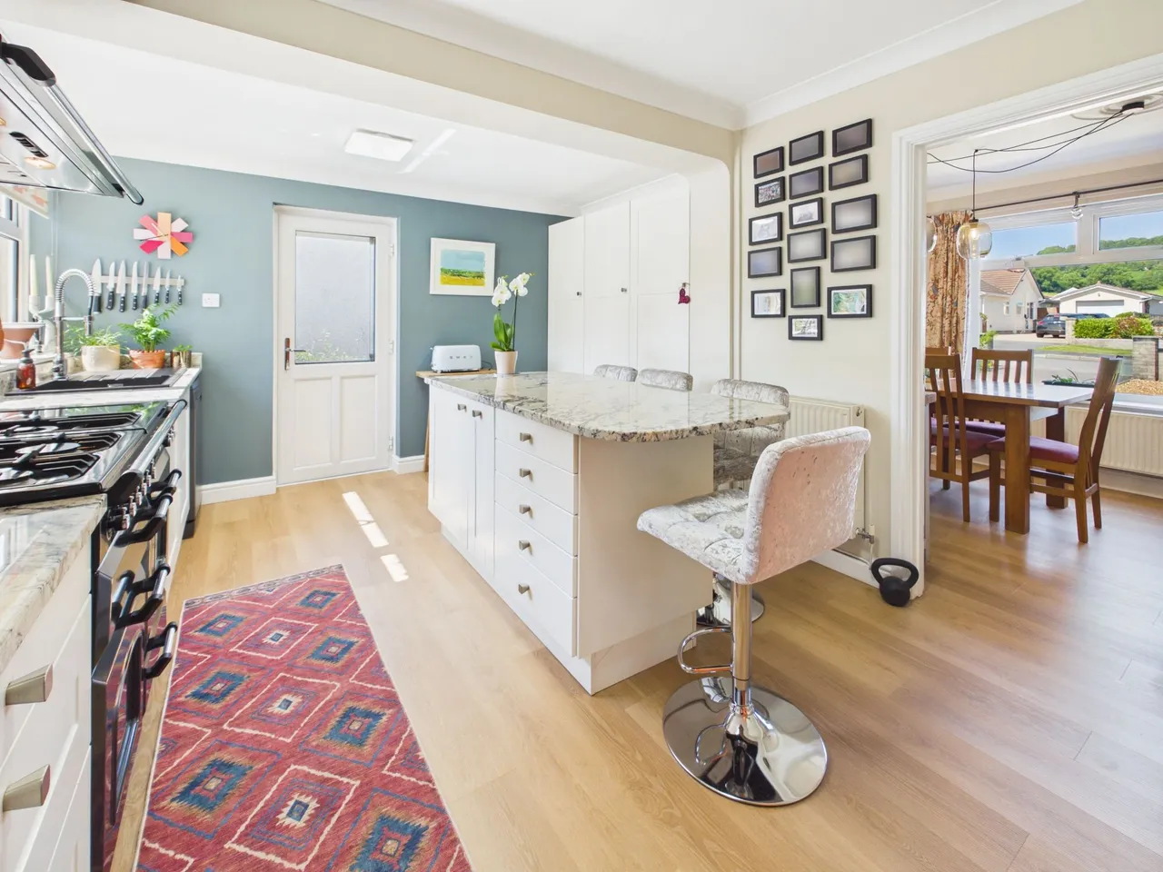 Beaufort Avenue, Llangattock, NP8, photo 11