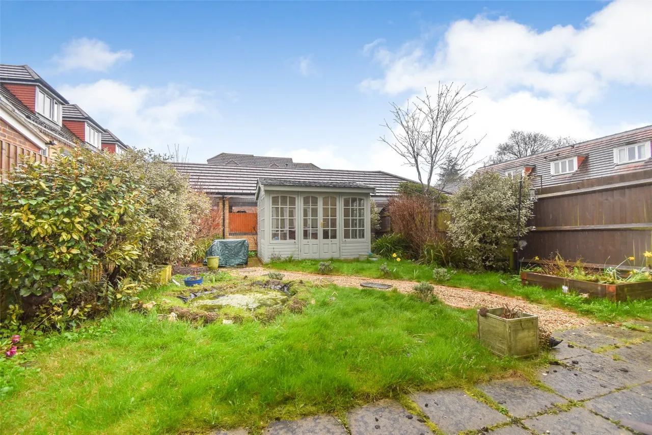 Luke Road East, Aldershot, Hampshire, GU11 3AX, photo 4