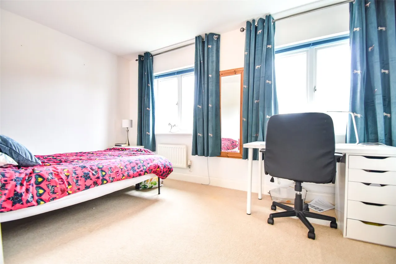 Luke Road East, Aldershot, Hampshire, GU11 3AX, photo 8