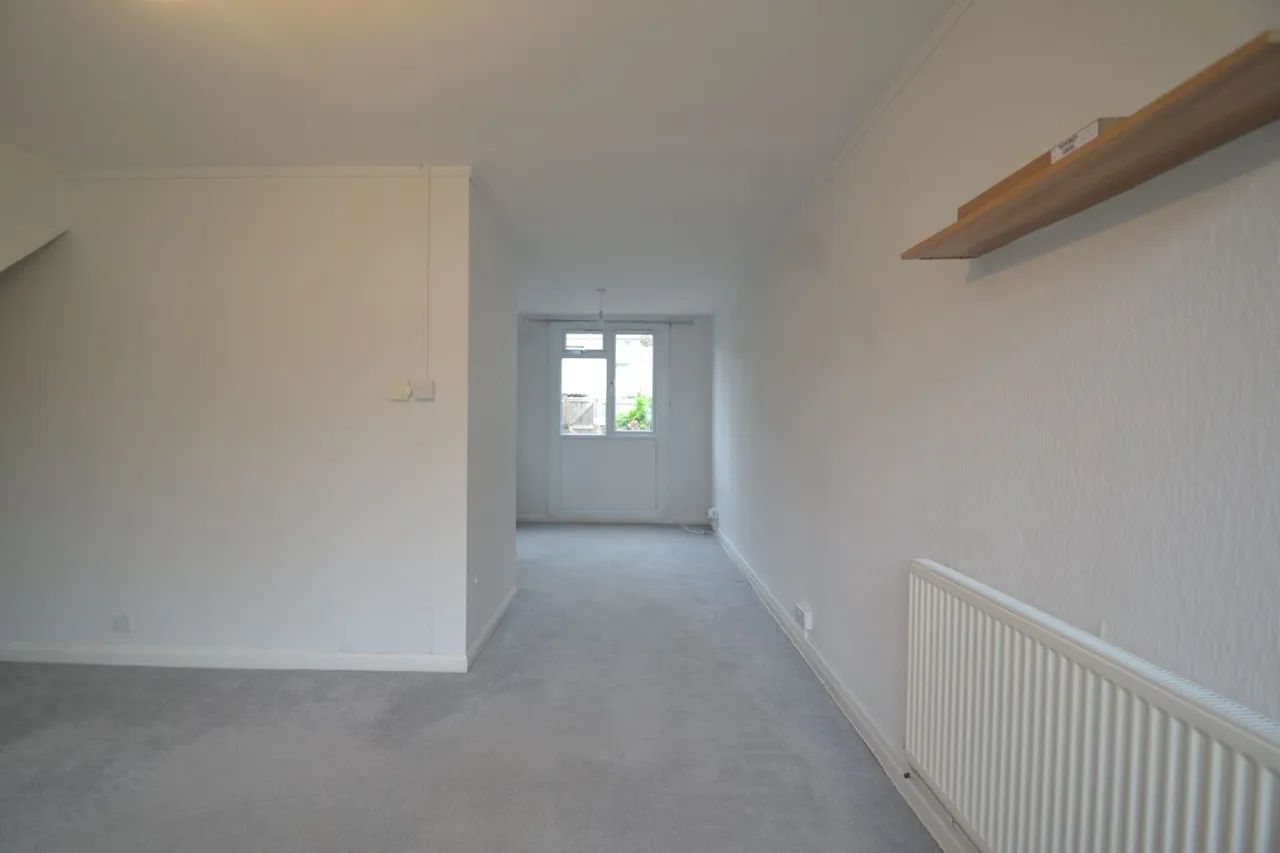 Bicknor Road, Maidstone, Kent, ME15 9PF, photo 4