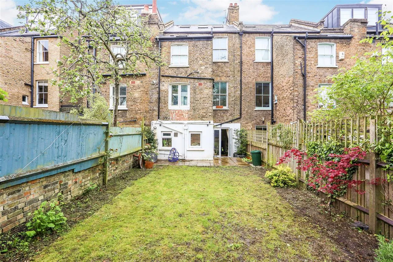 Hugo Road, London, photo 14