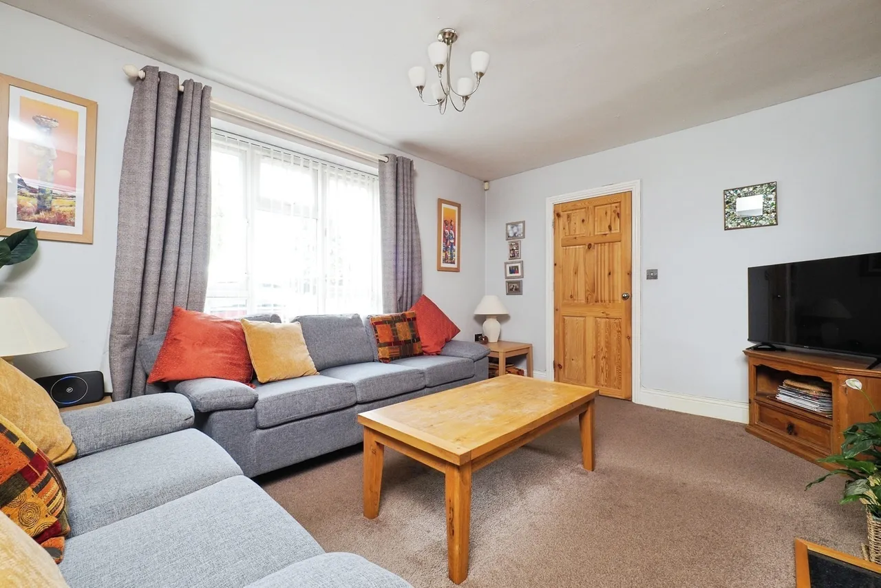 Wilden Crescent, Nottingham, Nottinghamshire, NG11, photo 2