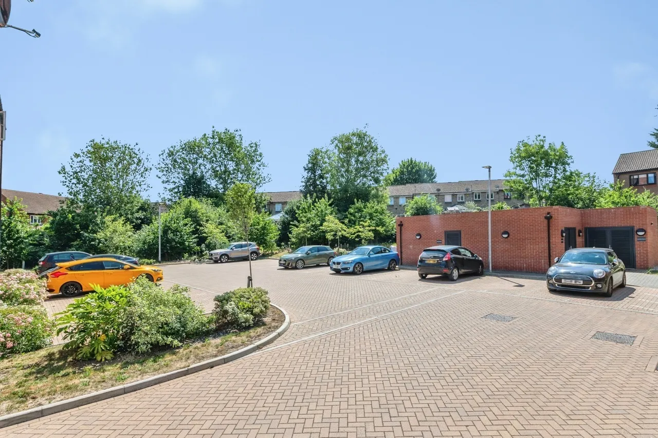 Goldington Crescent, Billericay, Essex, CM12, photo 16