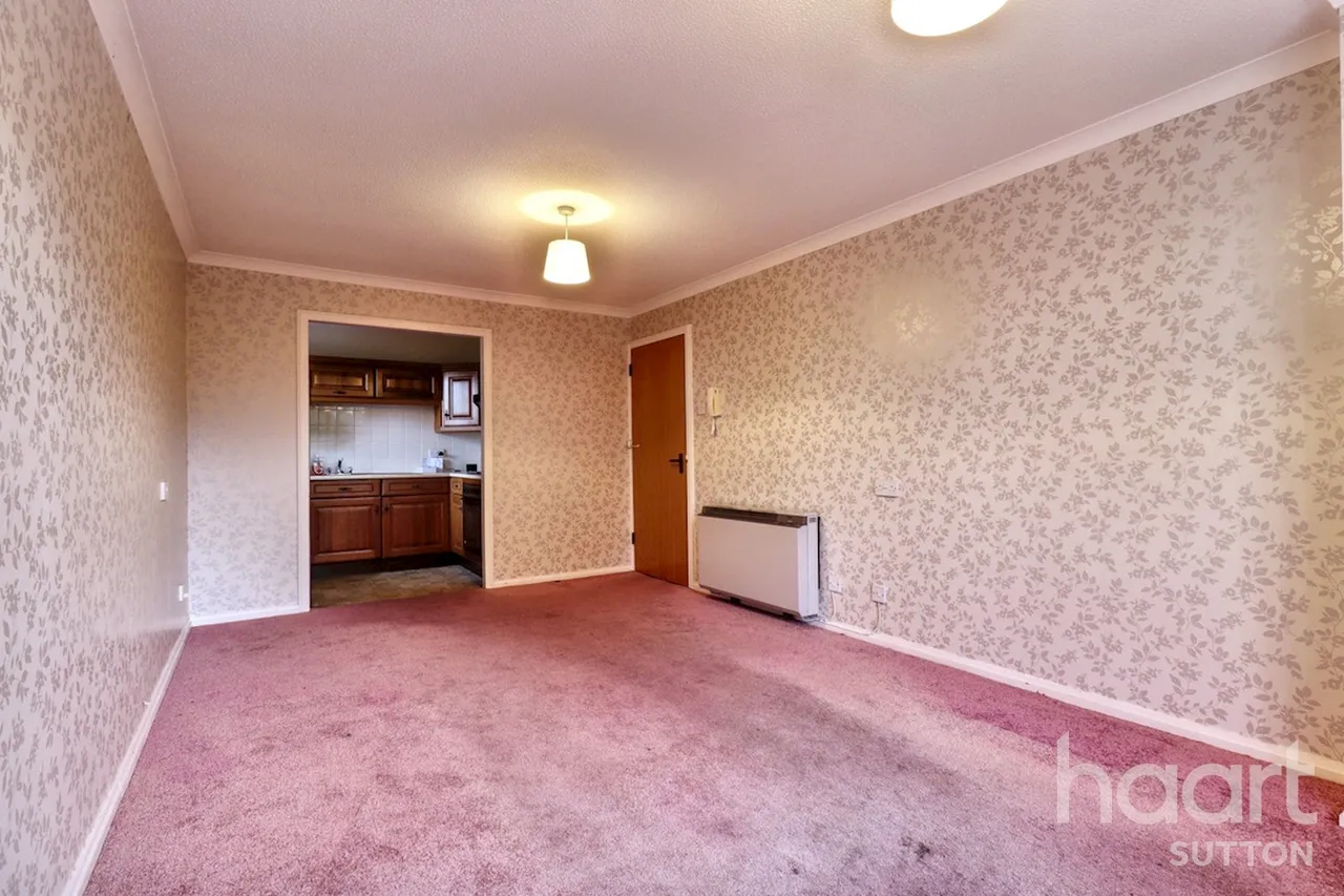 Holmwood Gardens, Wallington, SM6, photo 4