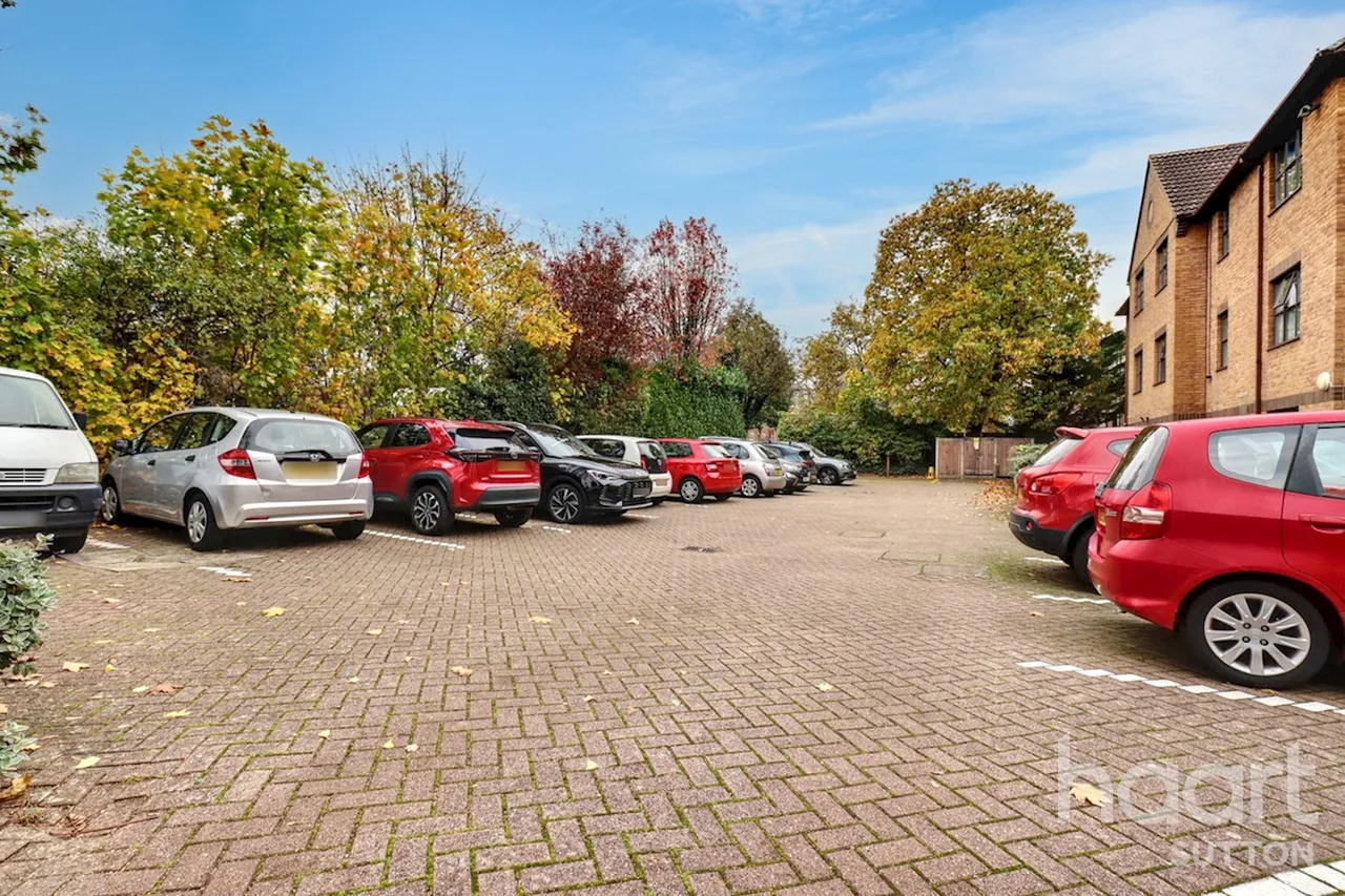 Holmwood Gardens, Wallington, SM6, photo 6