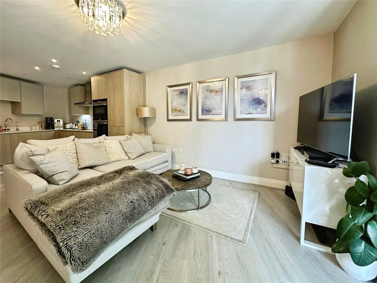 St. Ives Road, Maidenhead, Berkshire, SL6 1QS, photo 3