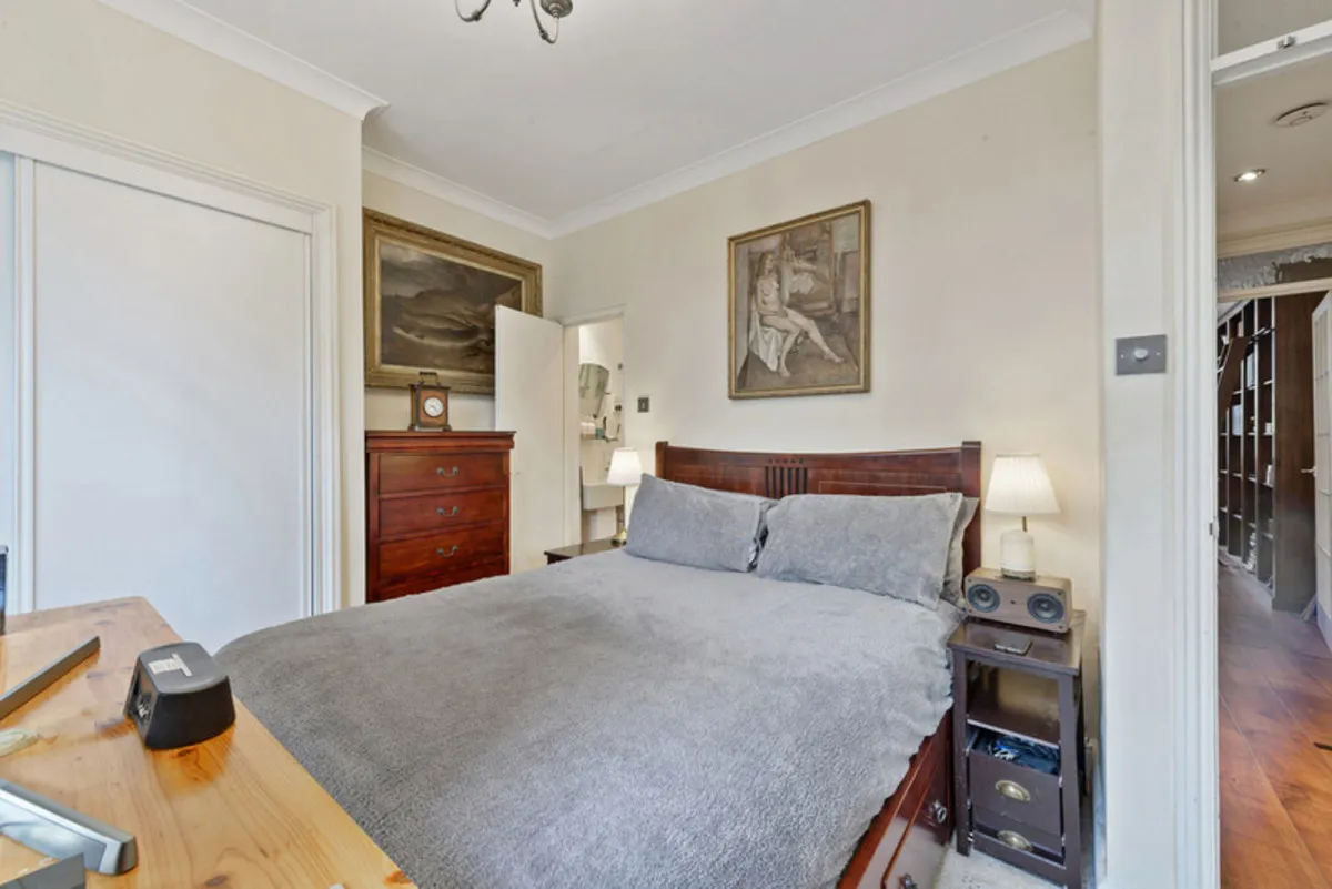Lion Gate Gardens, Richmond, TW9, photo 6