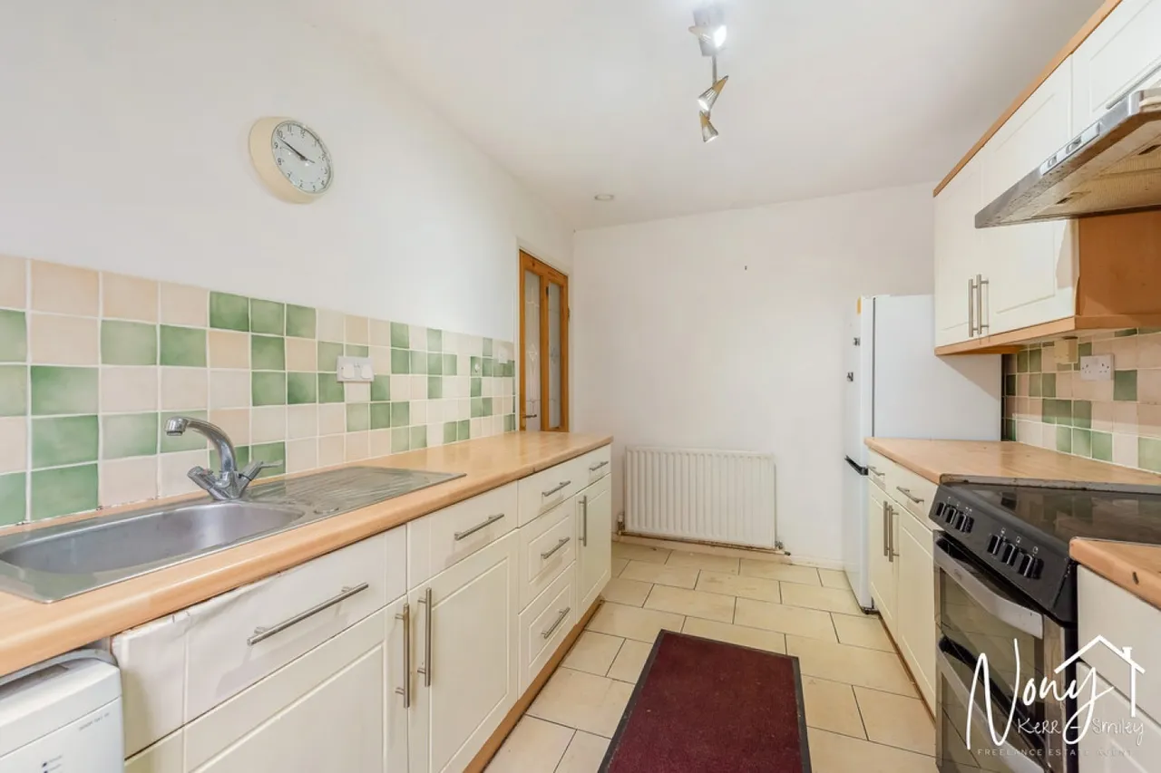 St Matthews Road, Weeke, photo 6