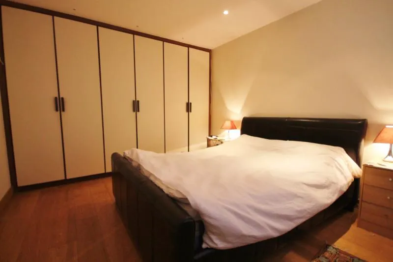 Minford Gardens, London, W14, photo 4