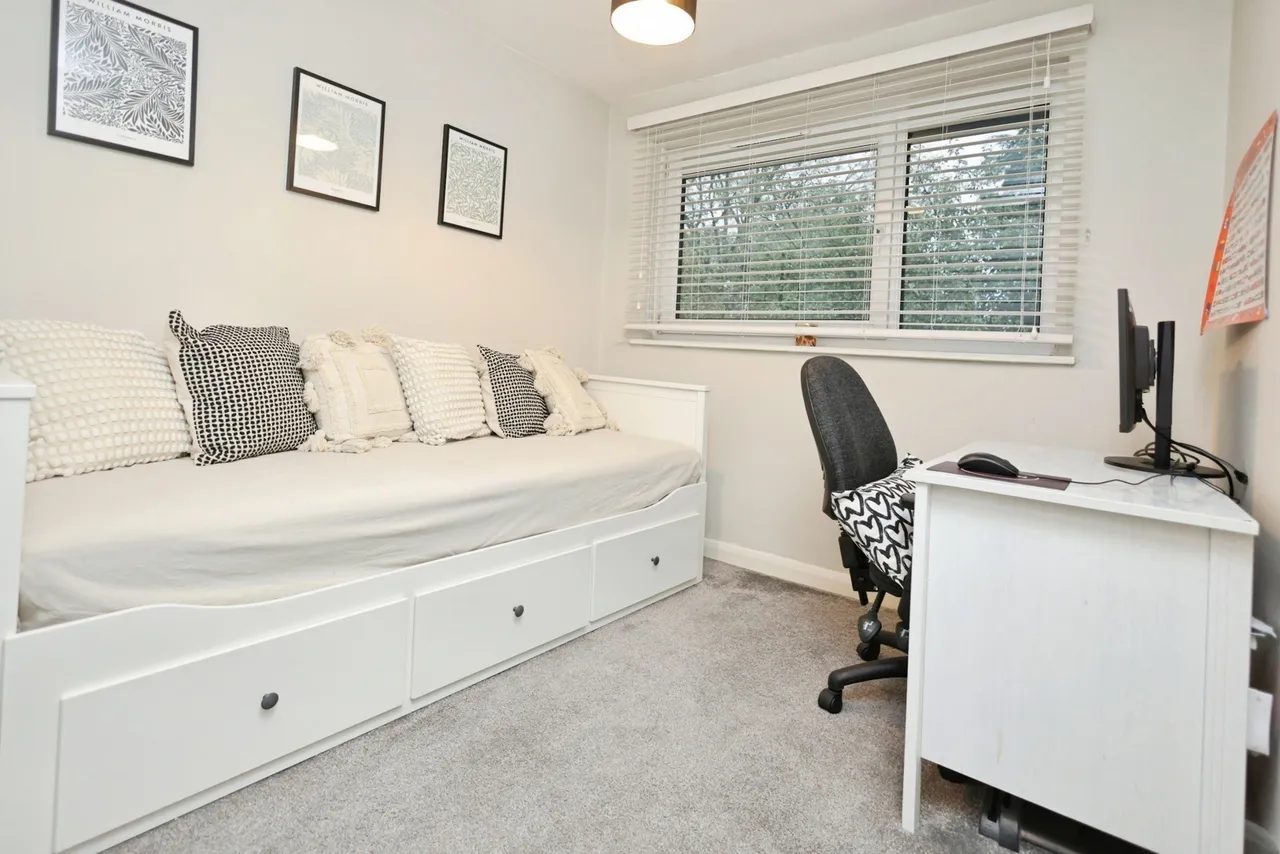 Park Close, Birmingham, B24, photo 14