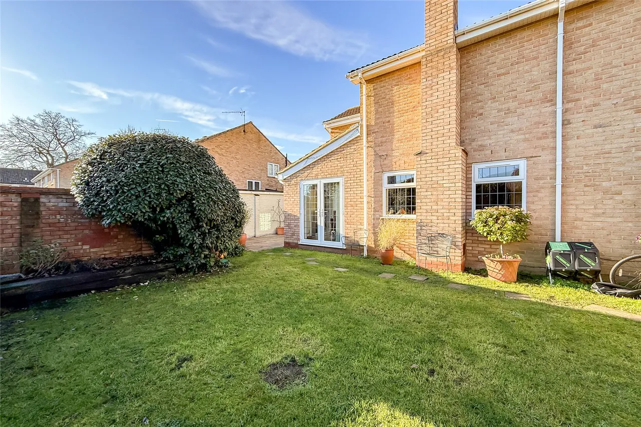 Alzey Gardens, Harpenden, Hertfordshire, AL5 5SX, photo 12