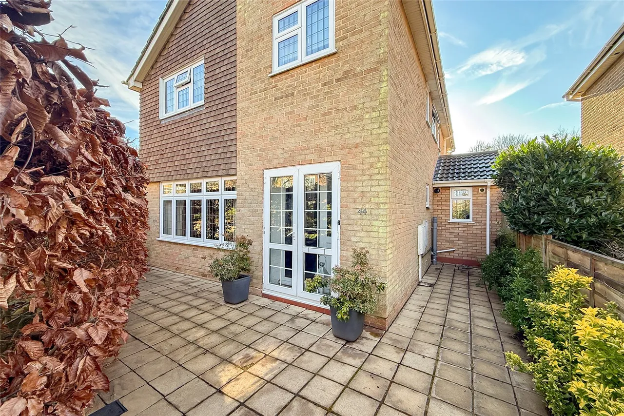 Alzey Gardens, Harpenden, Hertfordshire, AL5 5SX, photo 22