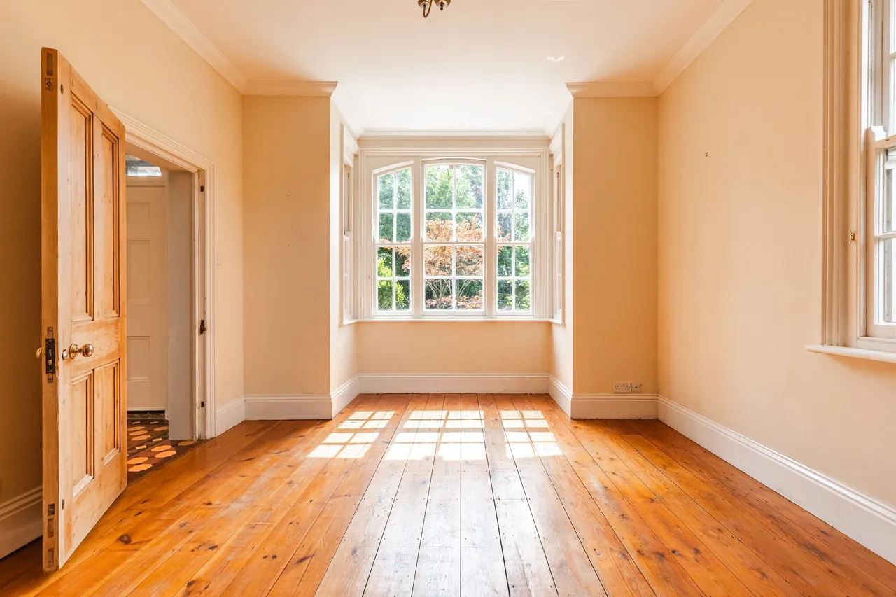 Detached Edwardian Home in Suton, photo 5