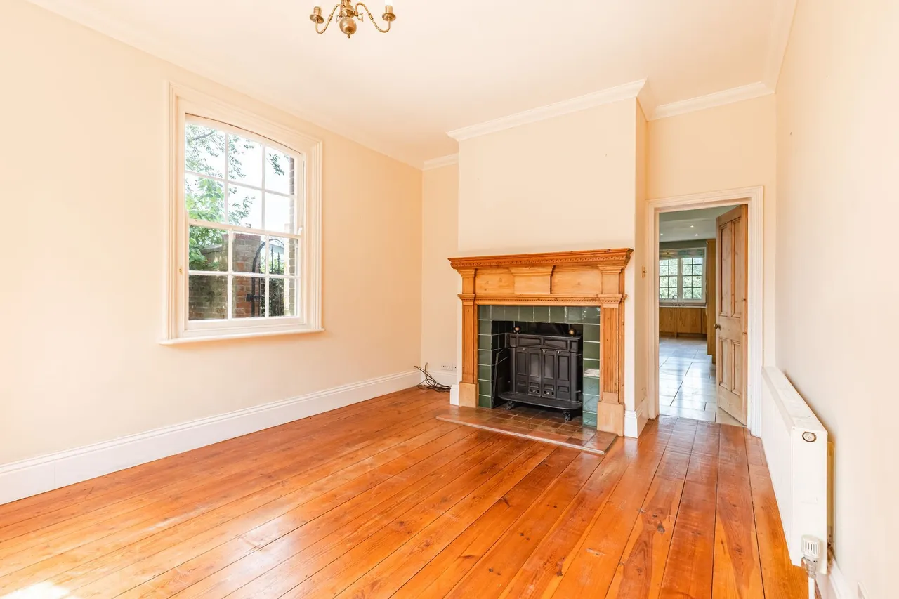 Detached Edwardian Home in Suton, photo 7