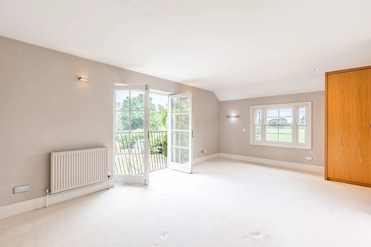 Detached Edwardian Home in Suton, photo 12