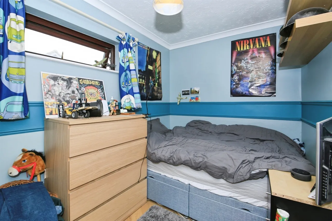 Cookson Close, Yaxley, PE7, photo 10