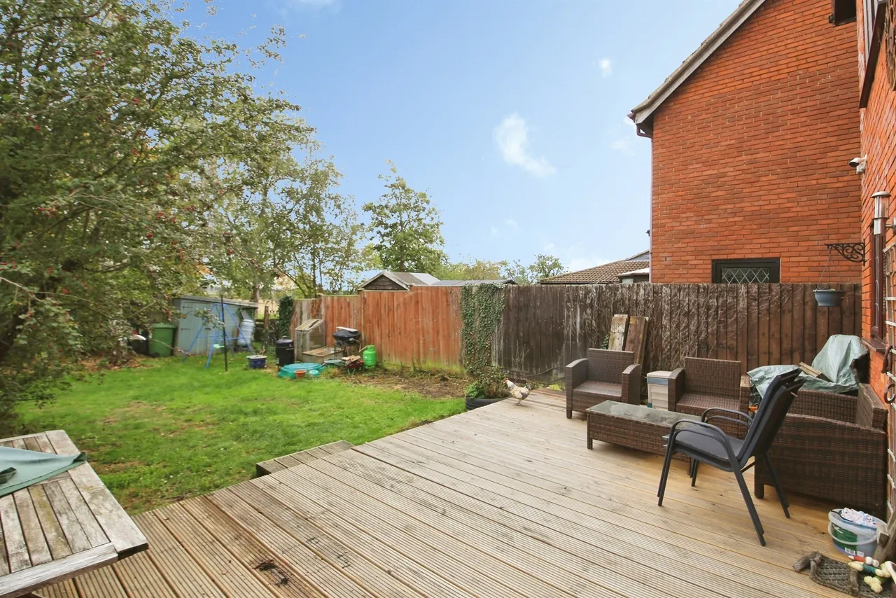 Cookson Close, Yaxley, PE7, photo 13