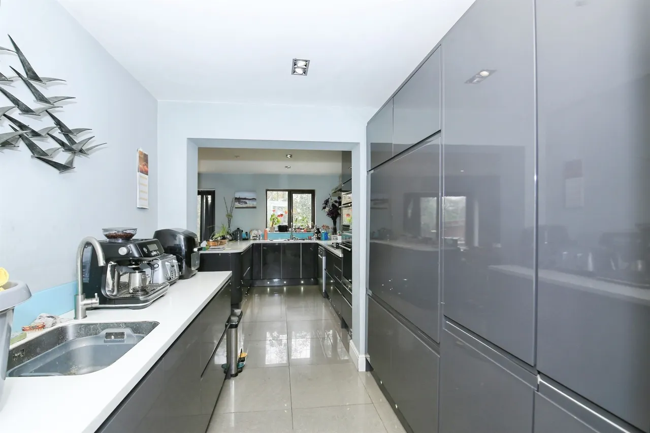 Cookson Close, Yaxley, PE7, photo 4