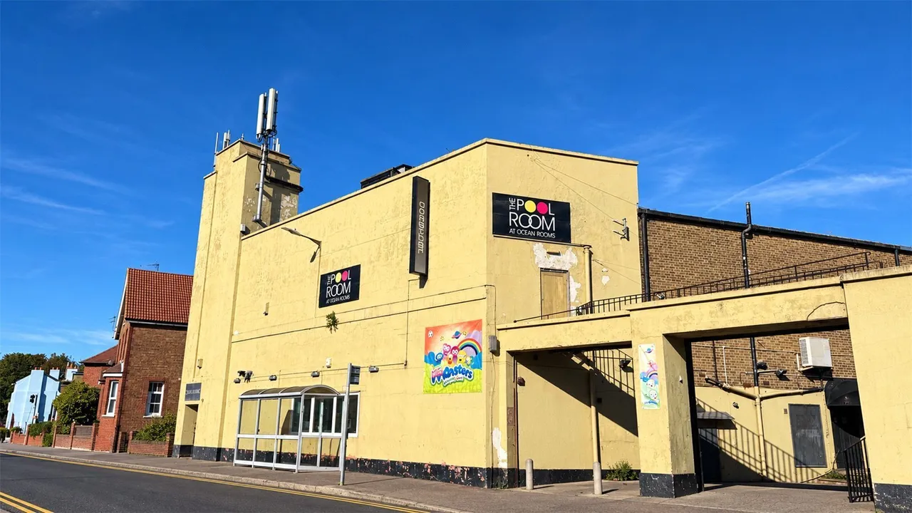 property for sale, Queen Street, Deal, CT14