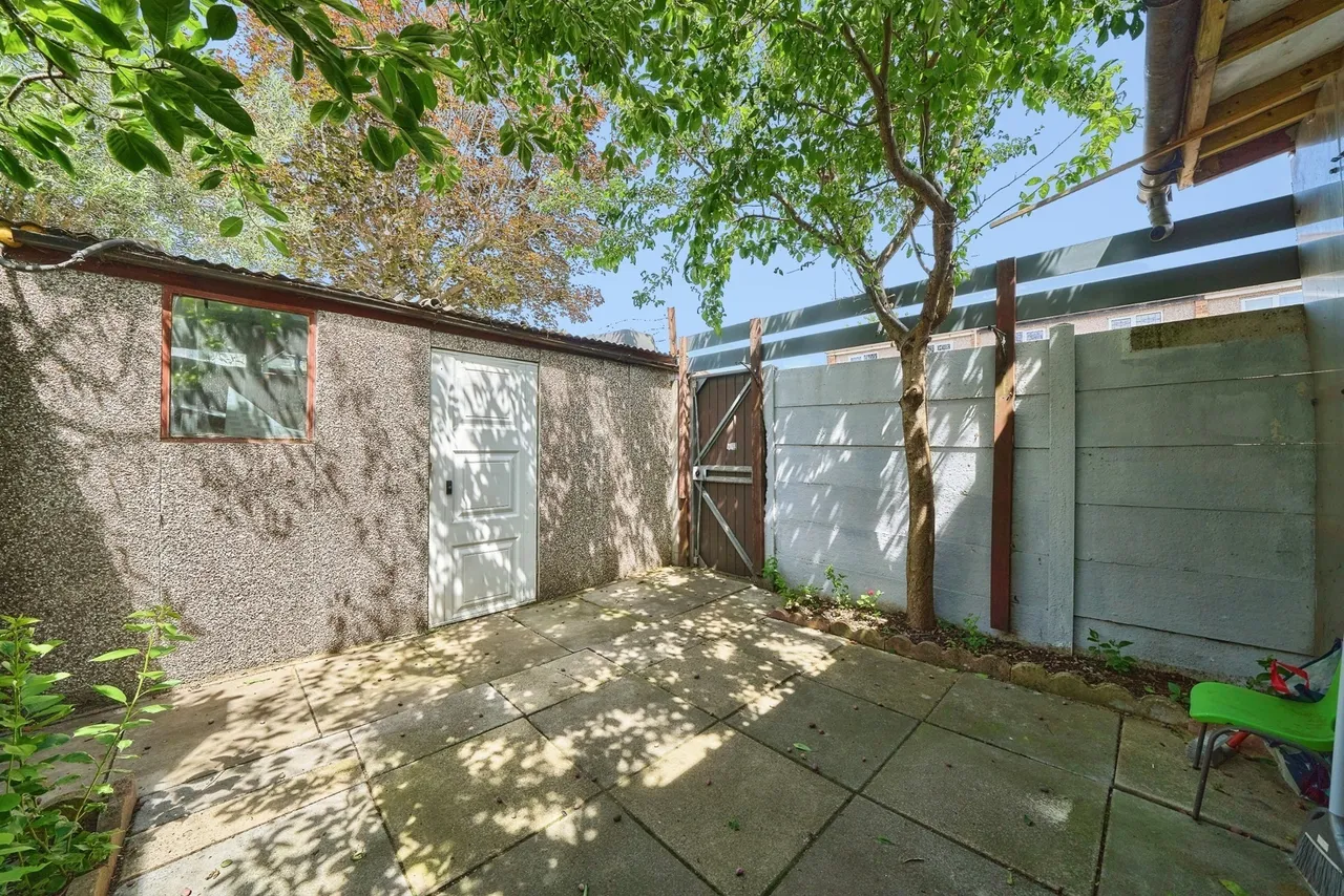 Florence Street, London, E16, photo 19