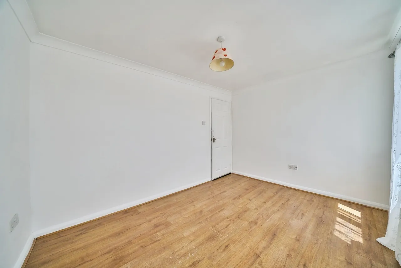 Florence Street, London, E16, photo 14