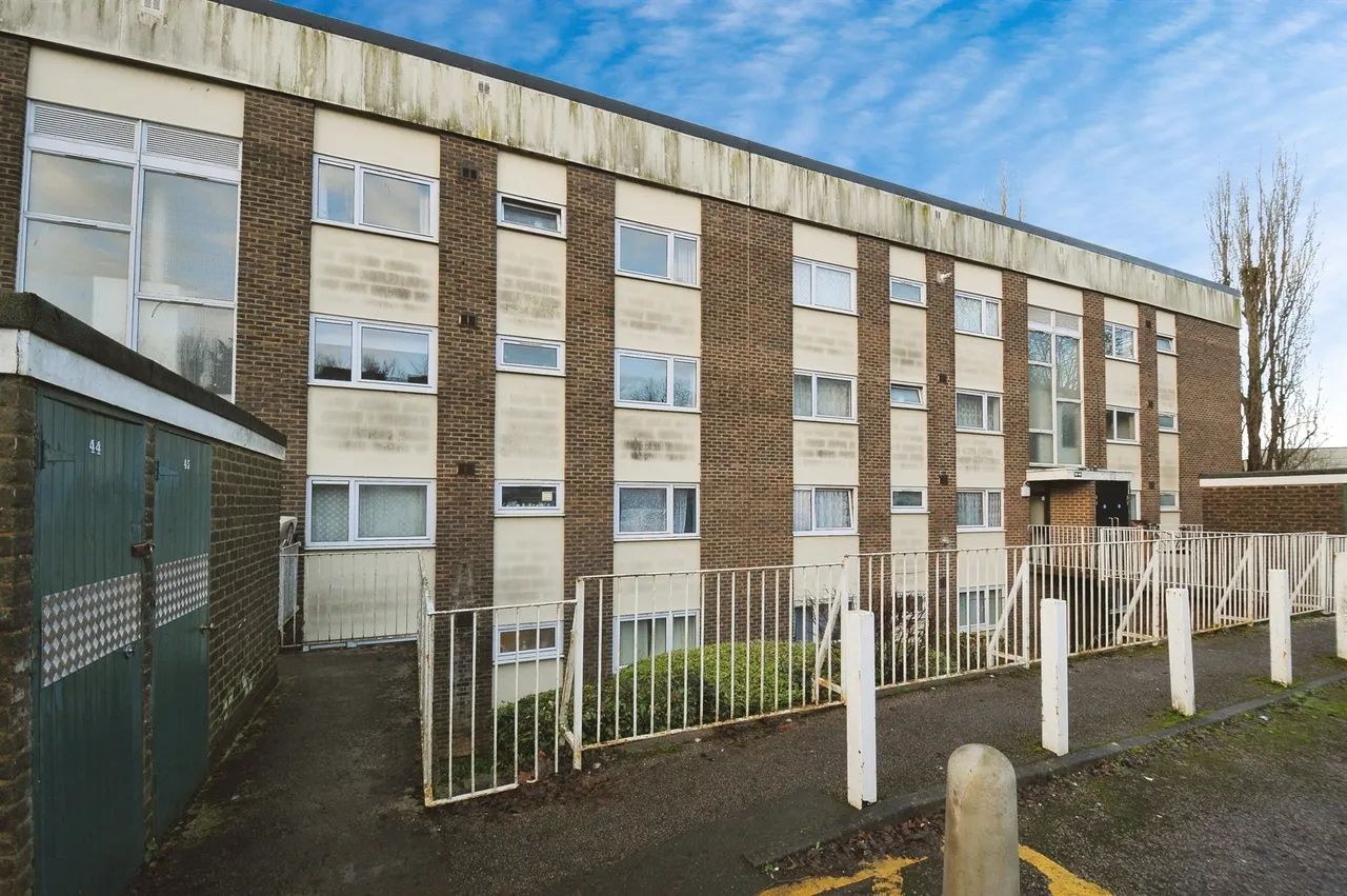 Riverside Road, St. Albans, photo 9