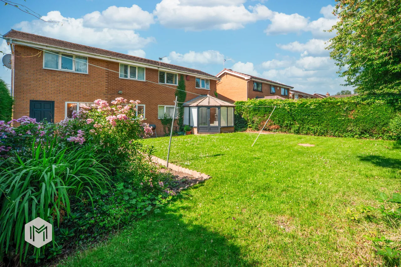 Sovereign Fold Road, Leigh, WN7 5HX, photo 4