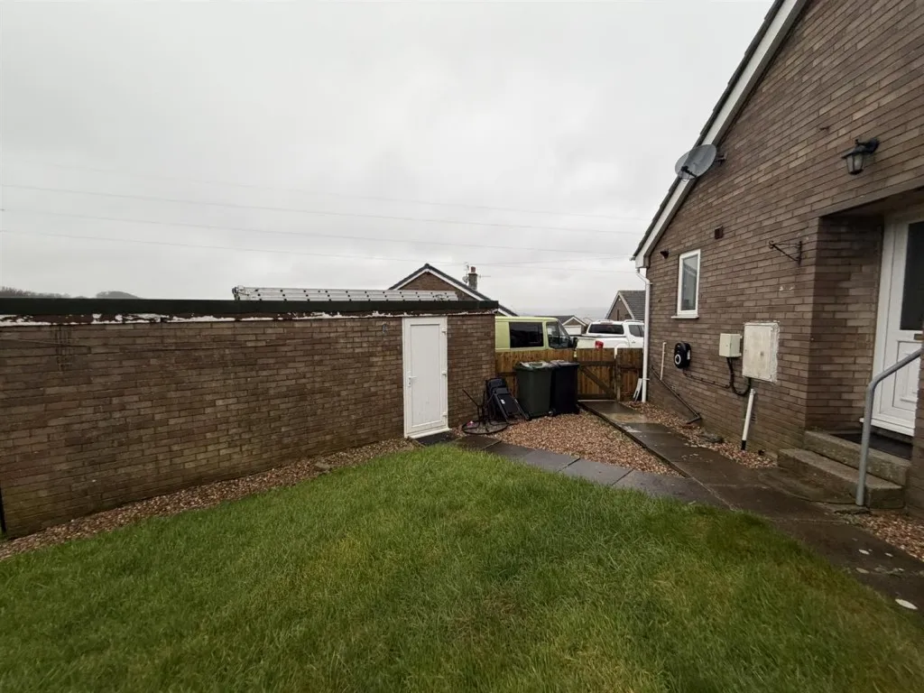 Willow Tree Close, BD21, photo 13