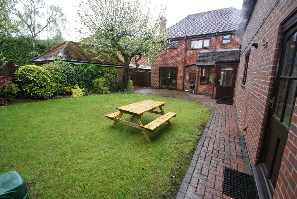 Weyhill Road, Andover, SP10, photo 5