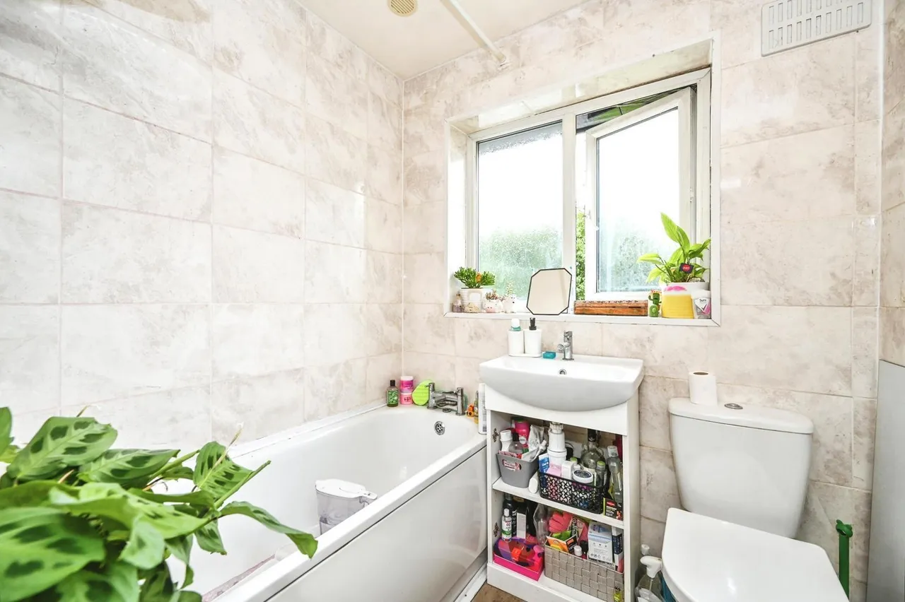 Vauxhall Close, Penketh, Warrington, Cheshire, WA5, photo 15