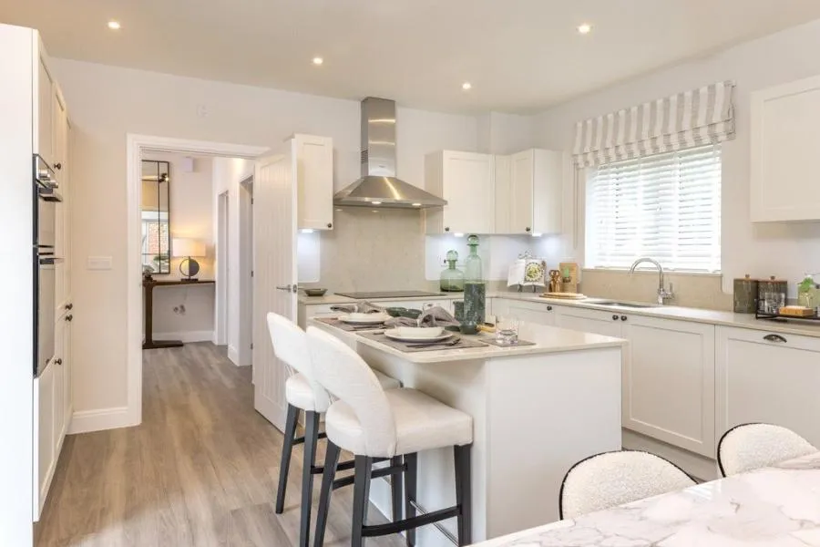 4 bed house for sale, Mindenhurst Road, Deepcut, GU16