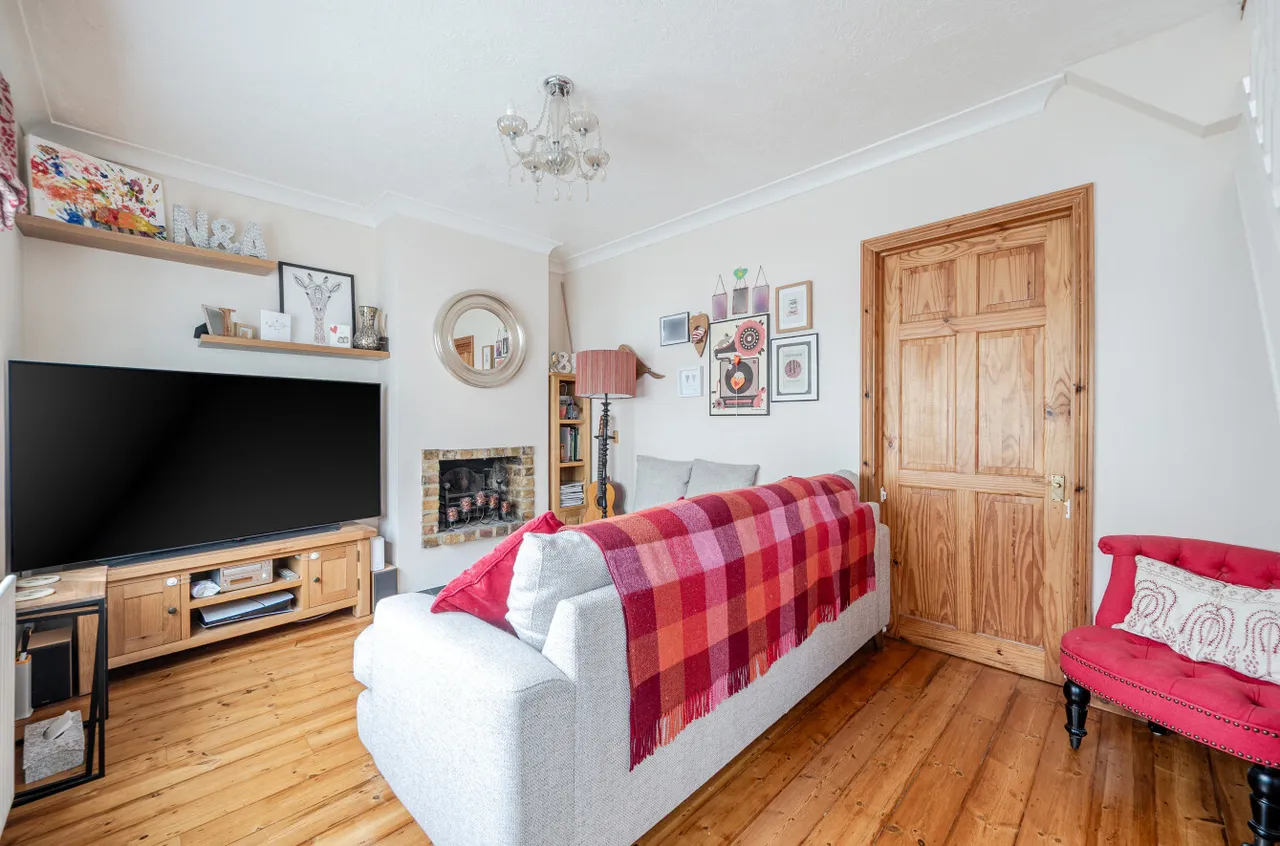 Beaconsfield Road, Woking, GU22, photo 5
