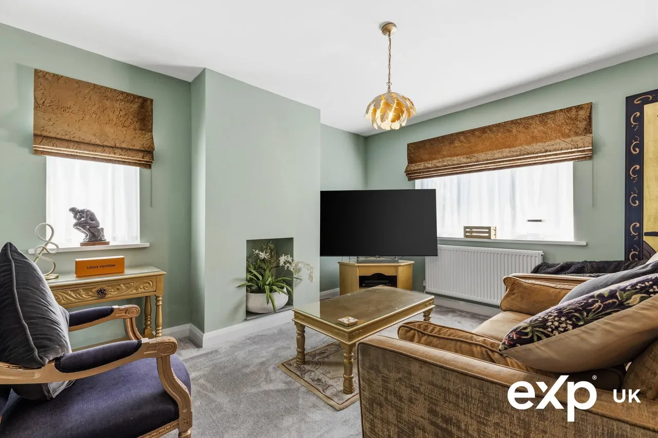 Eakring Road, Wellow, photo 8