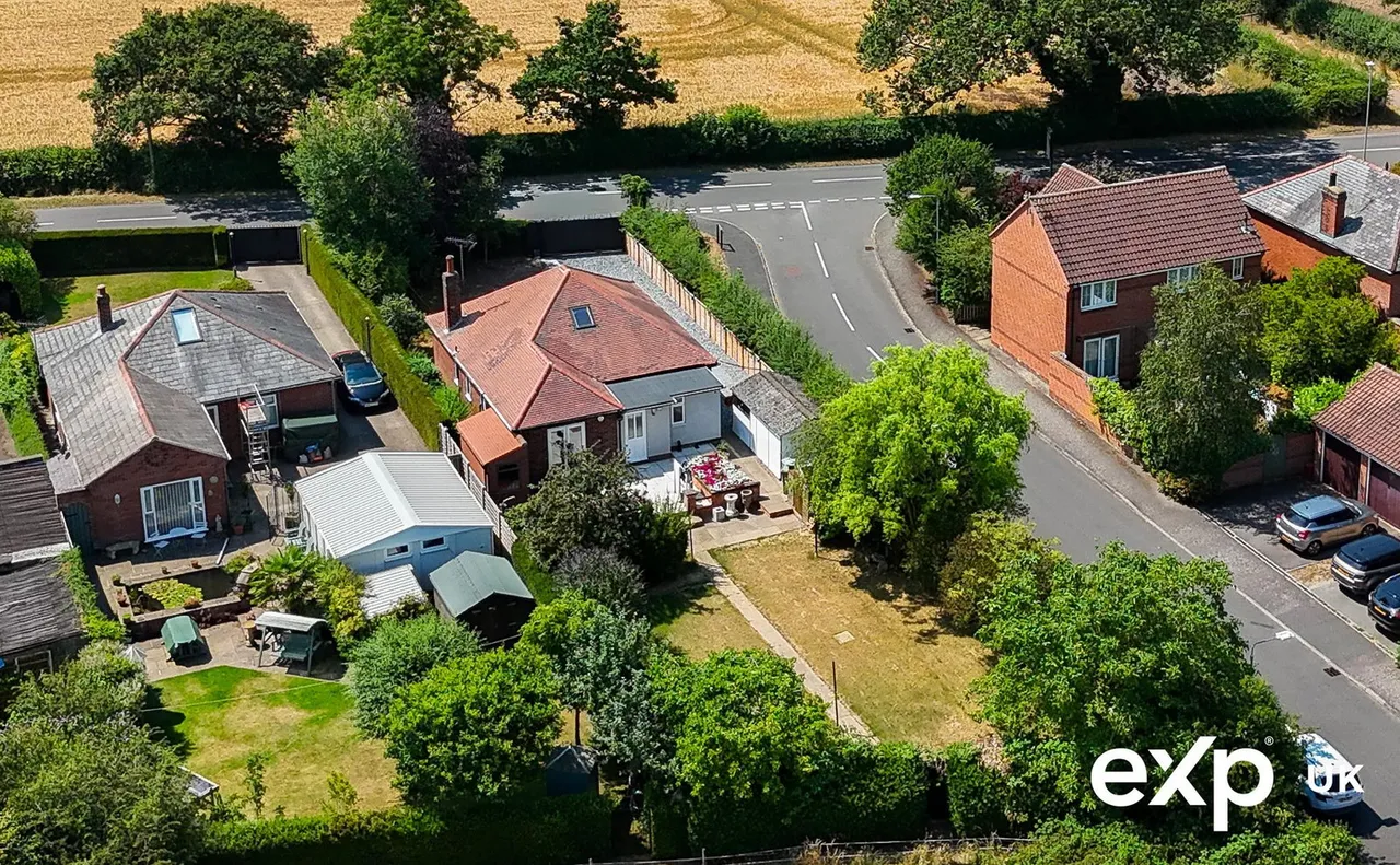 Eakring Road, Wellow, photo 26