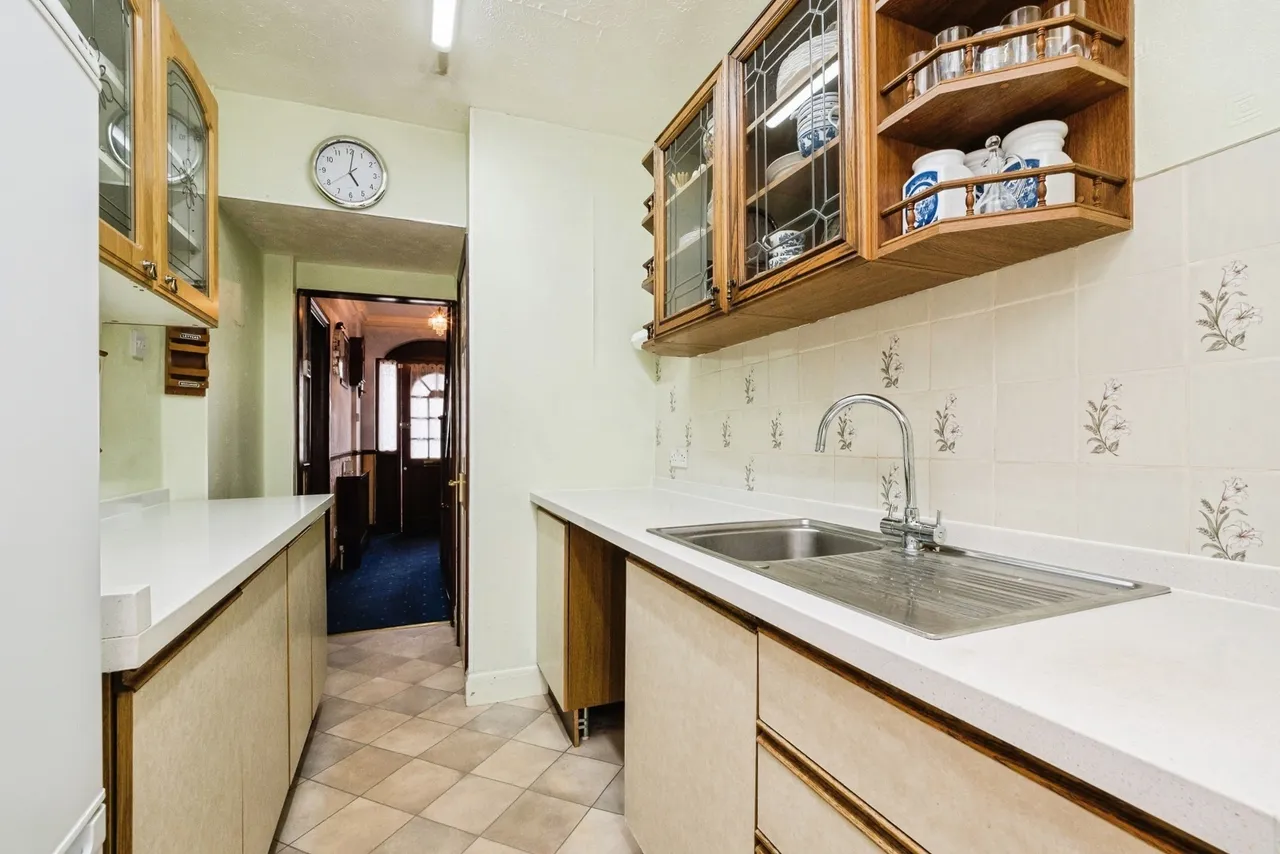 Mendip Road, HORNCHURCH, Essex, RM11, photo 14