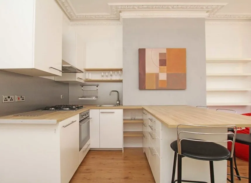 Salford Road, Streatham Hill, SW2, photo 3
