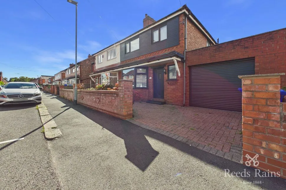 3 bed house to rent — Glendale Avenue, Burnage, Manchester, M19