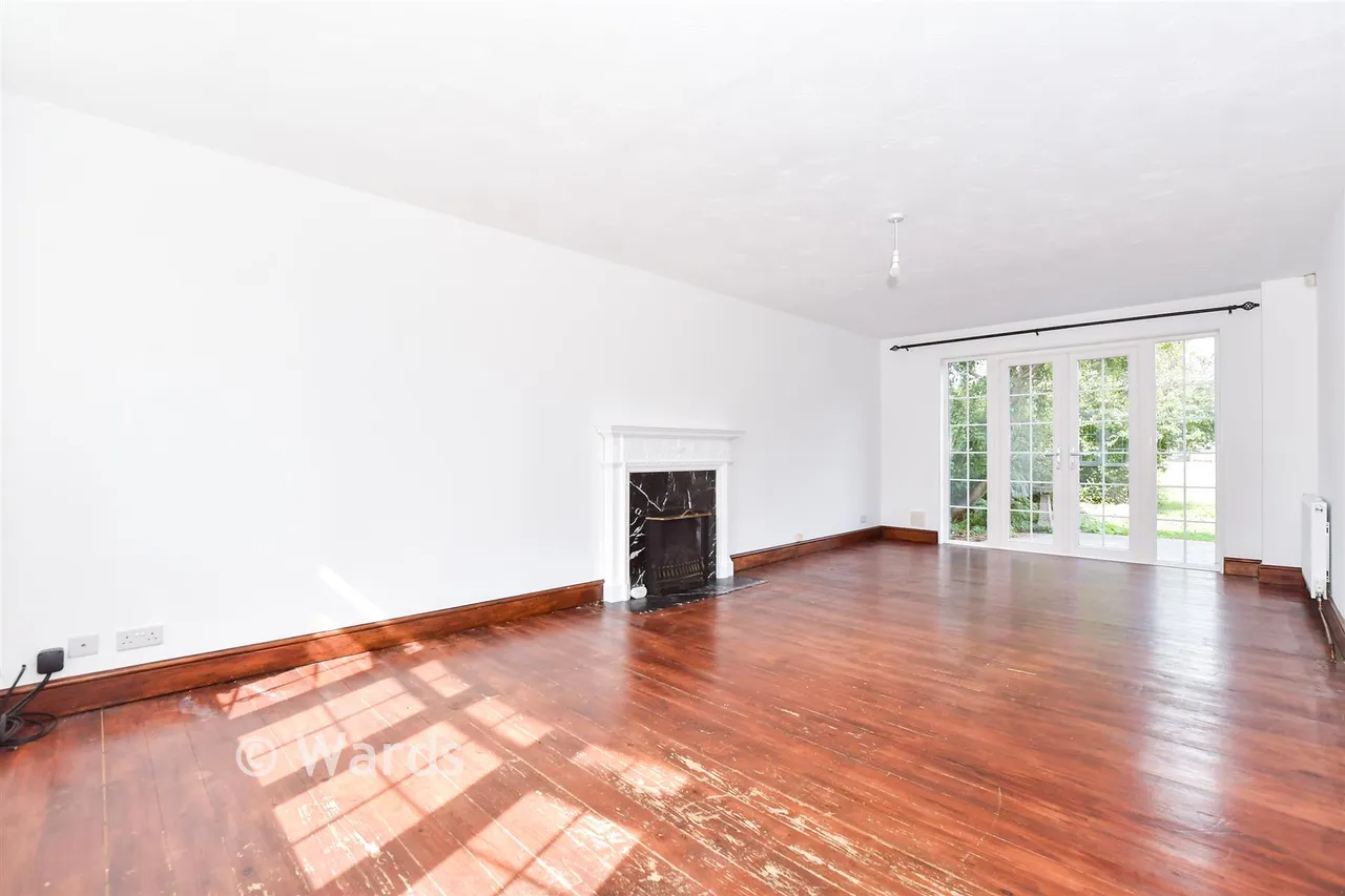 Tonbridge Road, Maidstone, ME16, photo 11