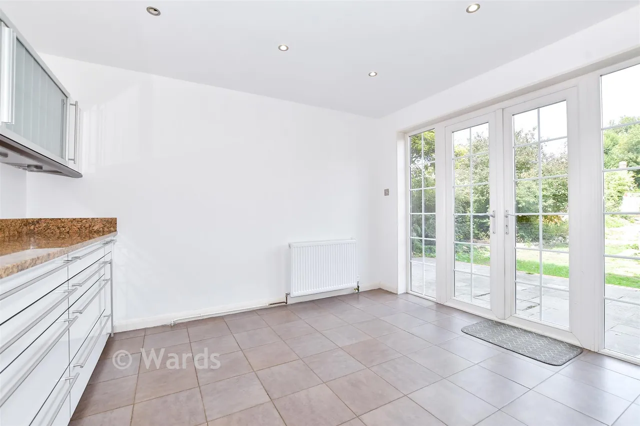 Tonbridge Road, Maidstone, ME16, photo 9