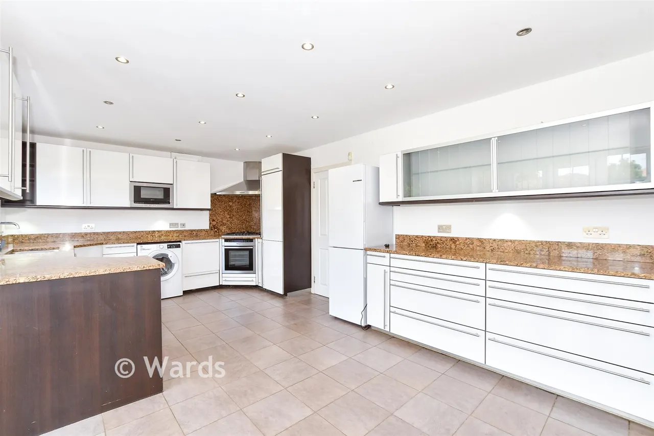 Tonbridge Road, Maidstone, ME16, photo 4