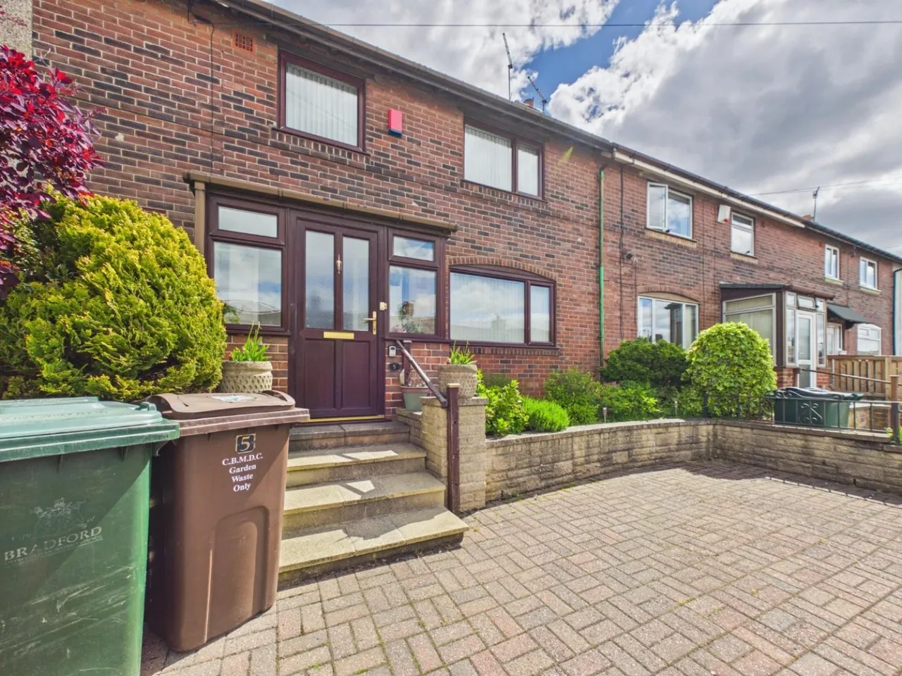 3 bed house for sale, Powell Road, Bingley, BD16