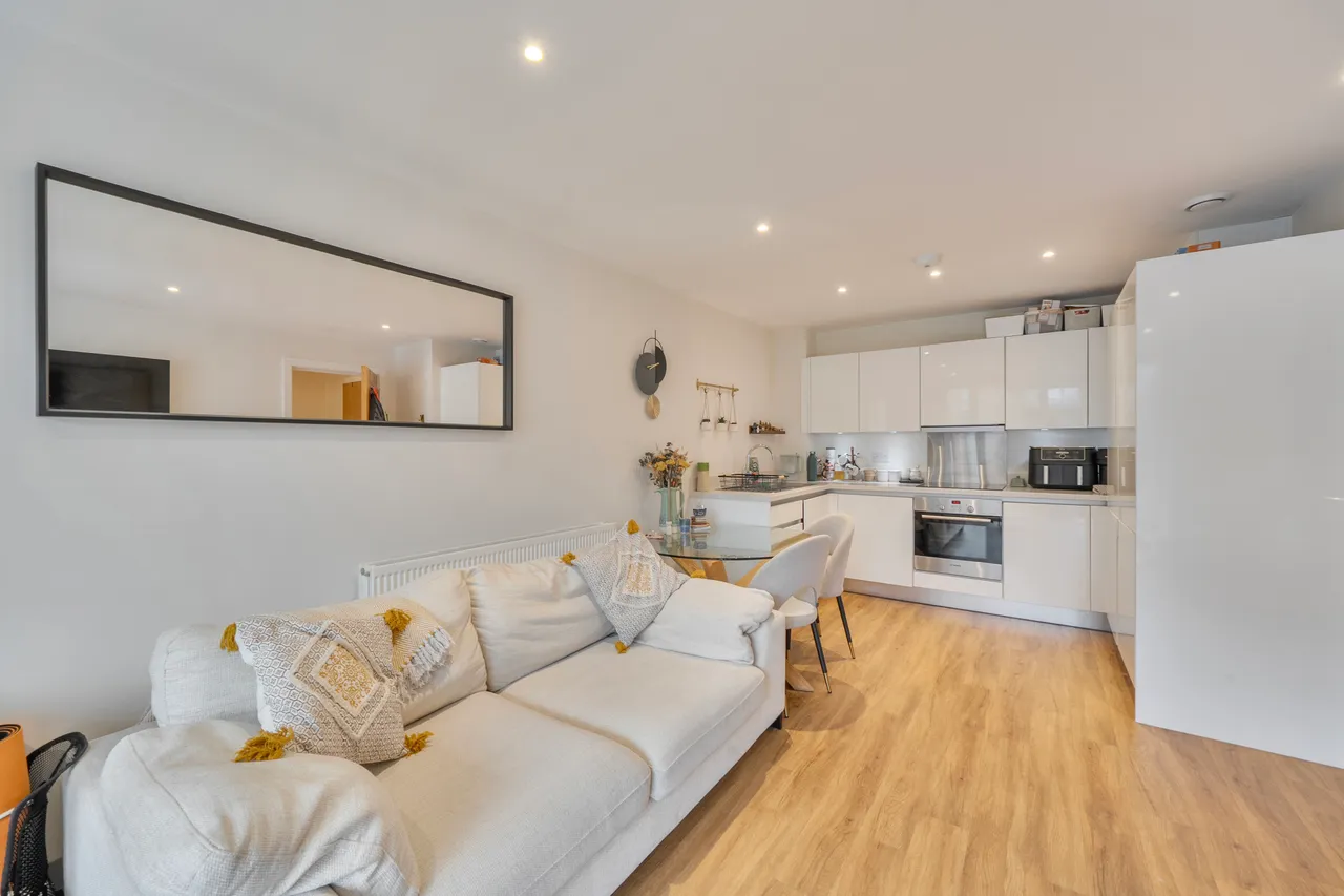 6 Clement Court, Howard Road, Stanmore, photo 8