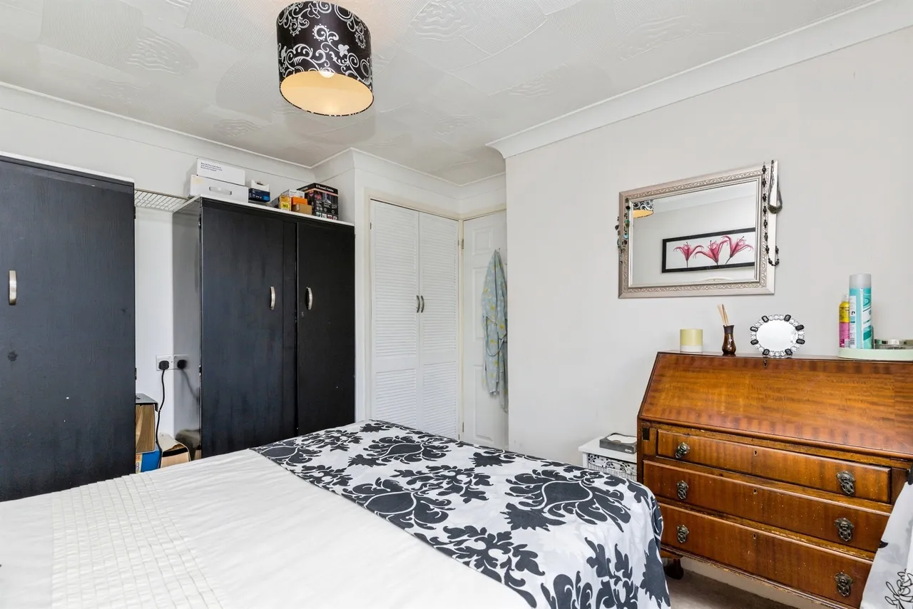 Highlands Drive, Burgess Hill, photo 9