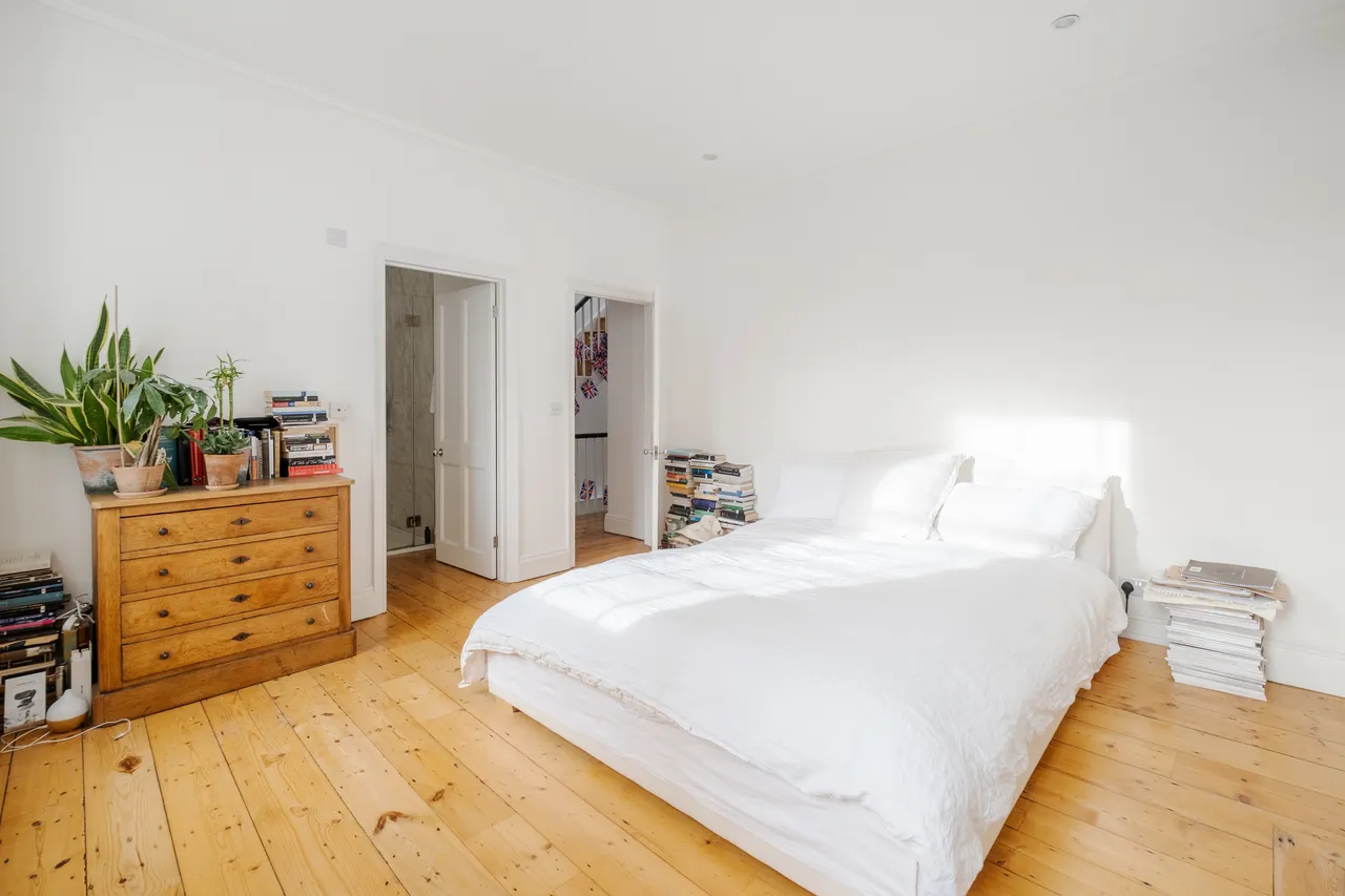 Furlong Road, London, N7, photo 5