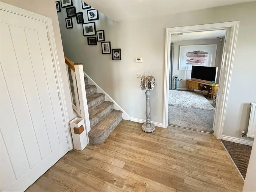 Buckingham Close, Exmouth, Devon, EX8, photo 12
