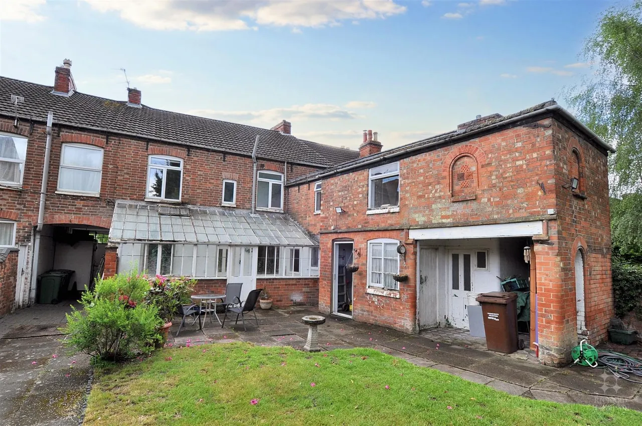 Development Opportunity, LE11, photo 22