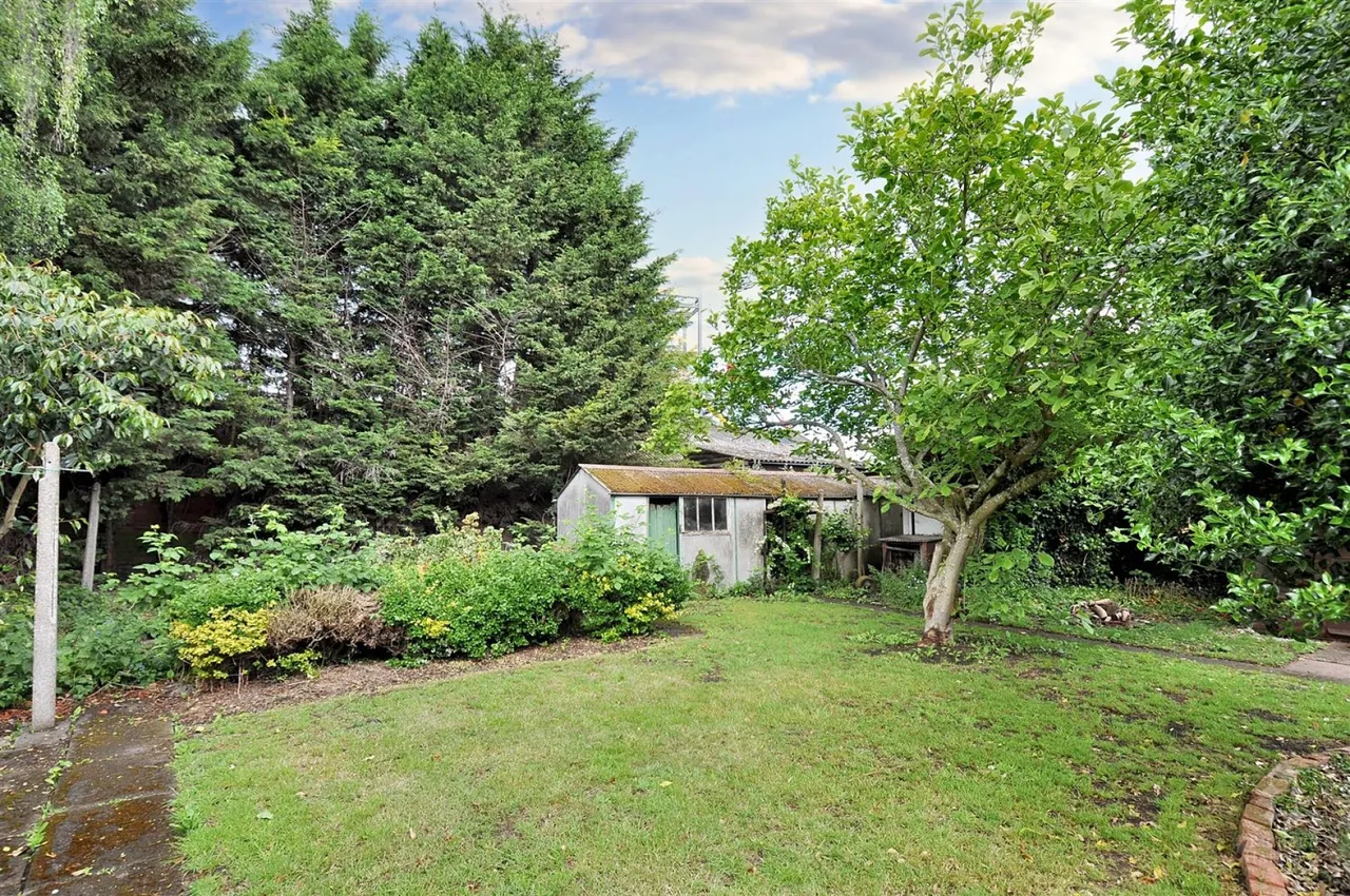 Development Opportunity, LE11, photo 20