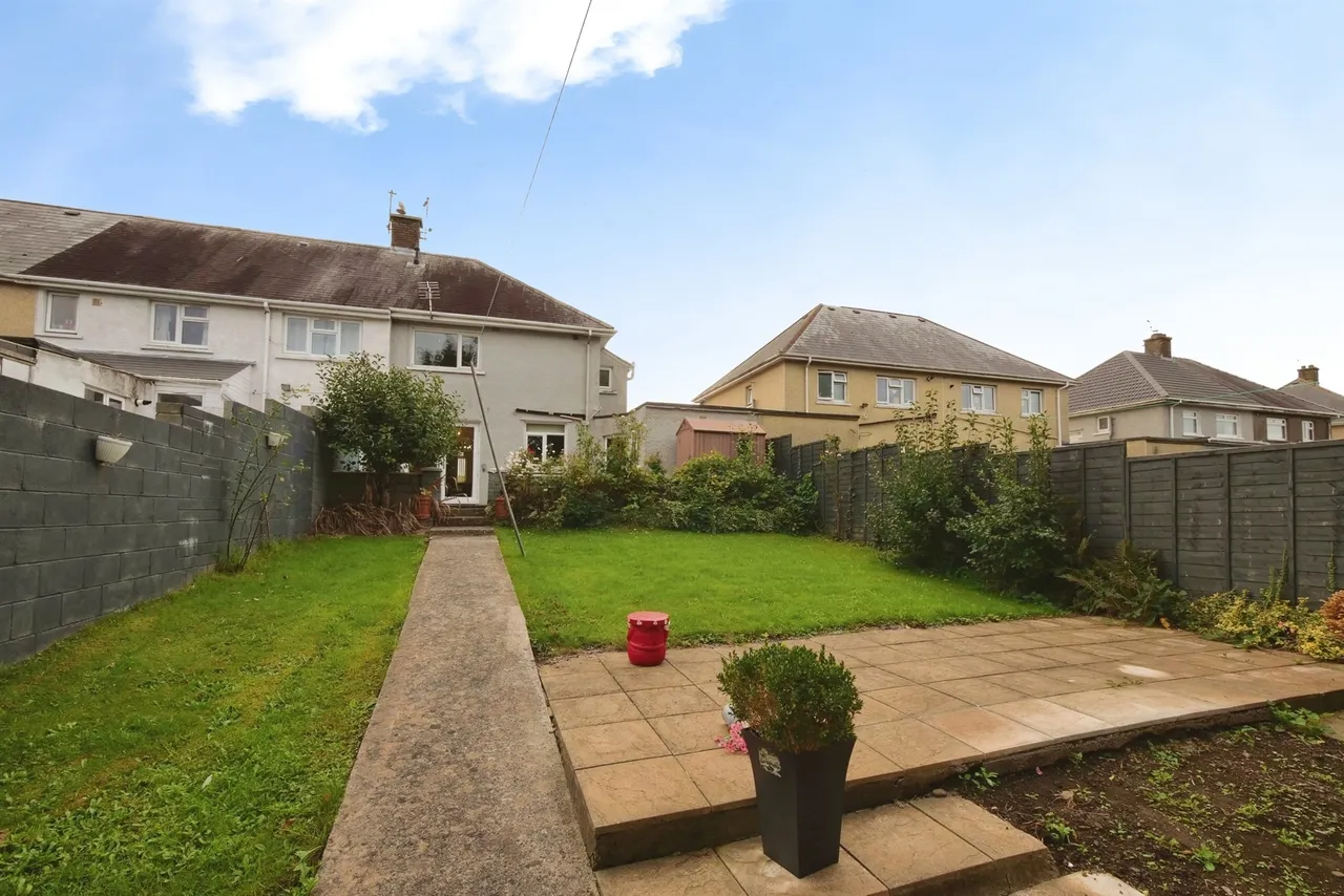 Ton Glas Bridgend, CF33, photo 7