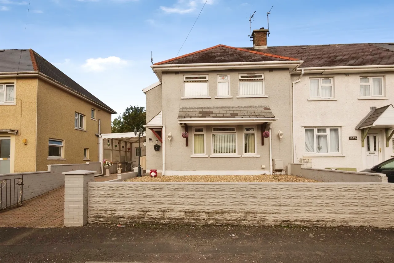 Ton Glas Bridgend, CF33, photo 3